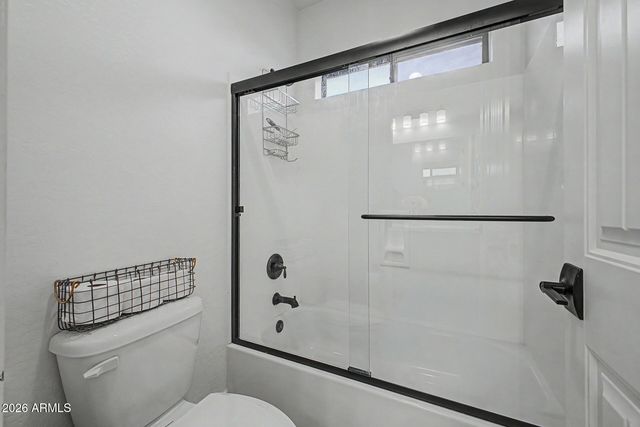 821 E SILVER FOX Way, Phoenix, AZ 85048