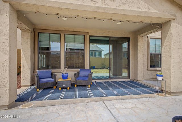 821 E SILVER FOX Way, Phoenix, AZ 85048