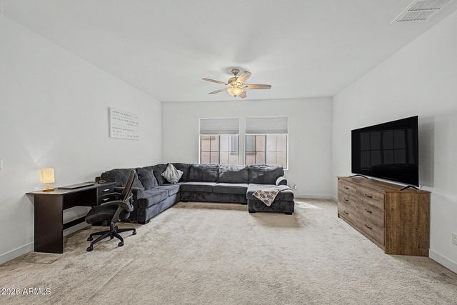 821 E SILVER FOX Way, Phoenix, AZ 85048