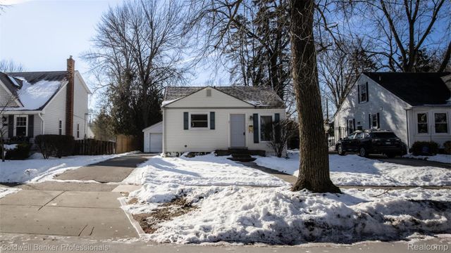 1207 E Butternut Avenue, Royal Oak, MI 48073