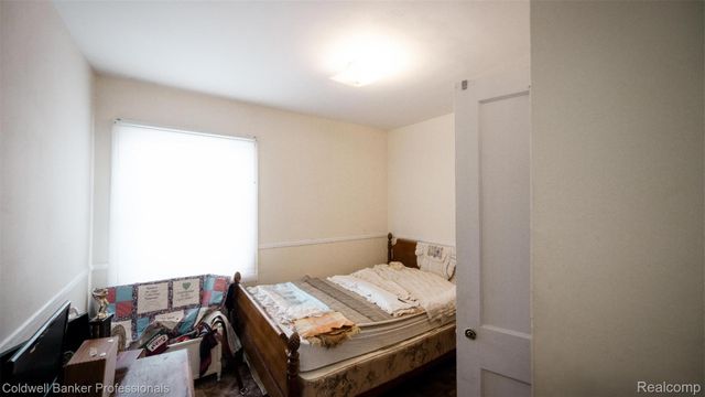 1207 E Butternut Avenue, Royal Oak, MI 48073