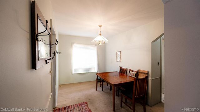 1207 E Butternut Avenue, Royal Oak, MI 48073