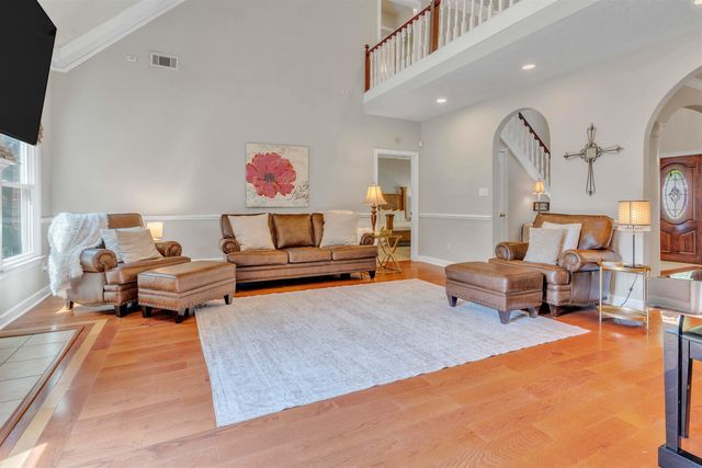 519 SAGEWOOD DR, Collierville, TN 38017