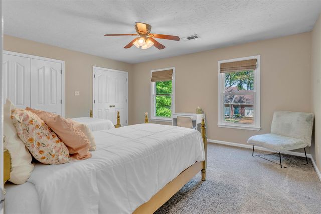 519 SAGEWOOD DR, Collierville, TN 38017