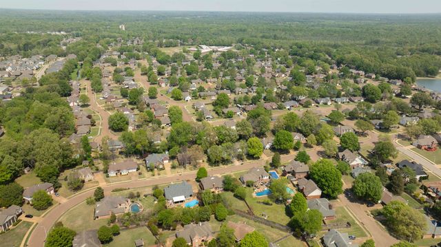 519 SAGEWOOD DR, Collierville, TN 38017