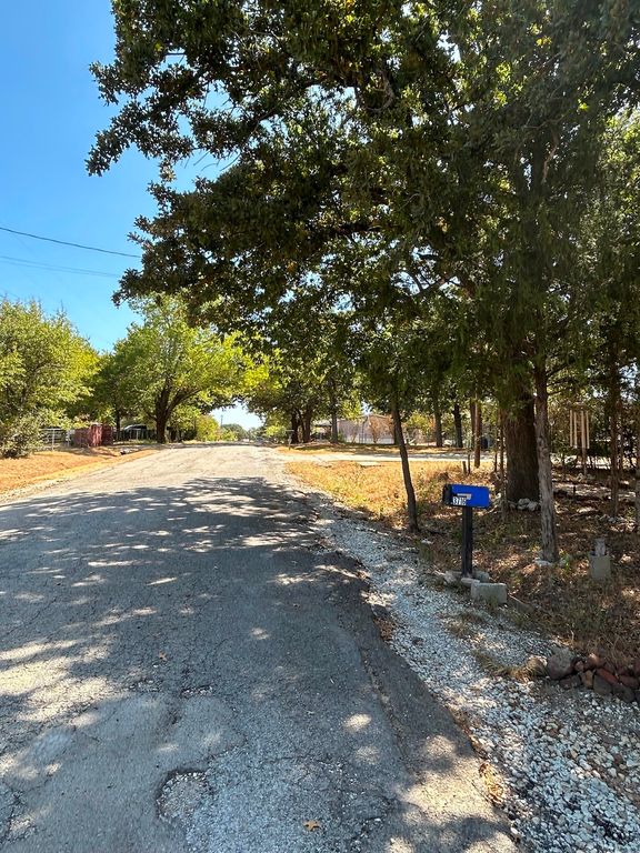 3716 Falconcrest Drive, Joshua, TX 76058 — photo 4