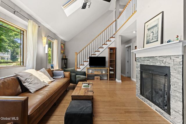43 William Street, Kinderhook, NY 12106