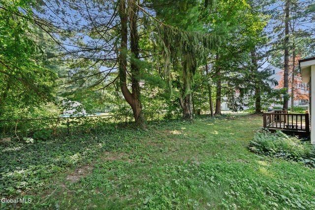 43 William Street, Kinderhook, NY 12106