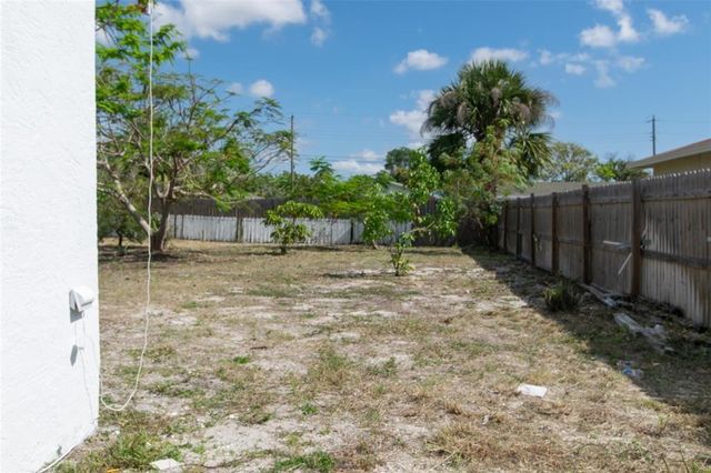 1108 W 30th Street, Riviera Beach, FL 33404