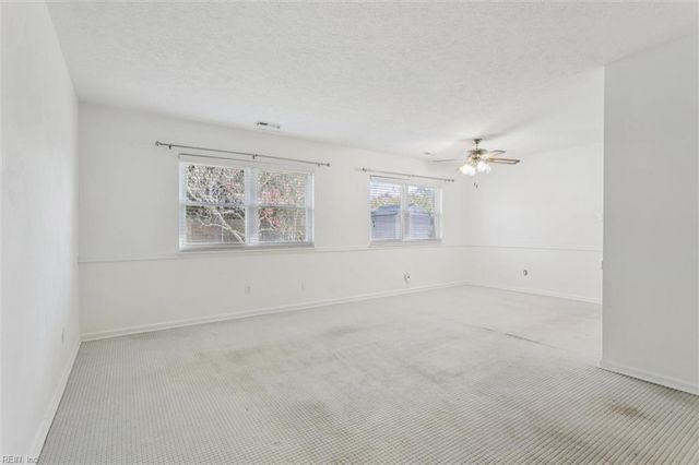 116 N Berwick CRES, Virginia Beach, VA 23452