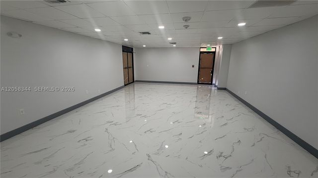 17001 N BAY RD COMMERCIAL, Sunny Isles Beach, FL 33160