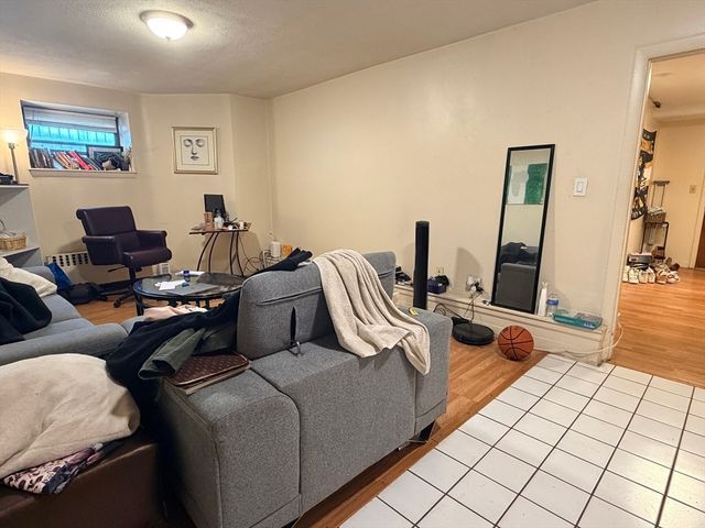 1238 Commonwealth Ave 16, Boston, MA 02134