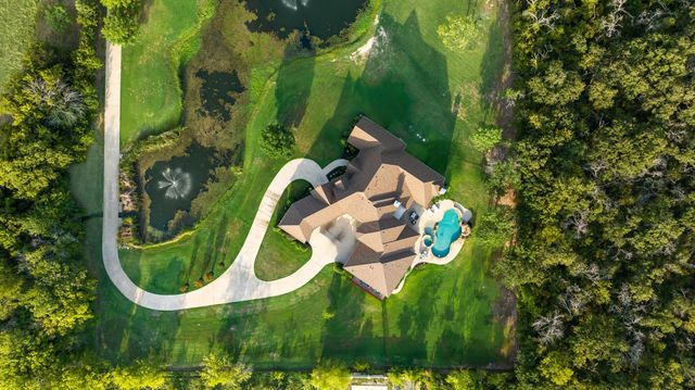 737 Manor Drive, Argyle, TX 76226