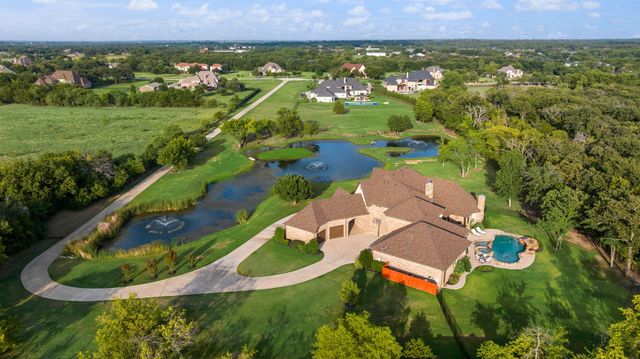 737 Manor Drive, Argyle, TX 76226