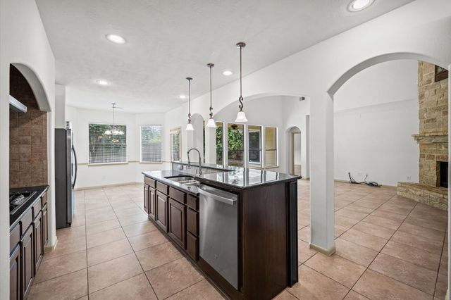 21115 Knight Quest Drive, Tomball, TX 77375