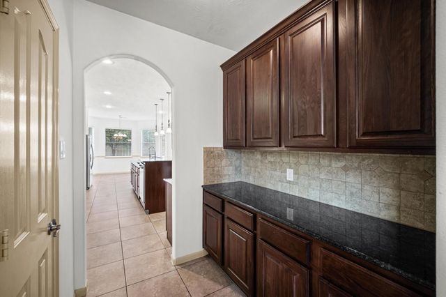 21115 Knight Quest Drive, Tomball, TX 77375