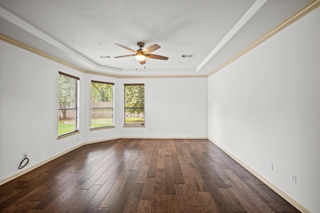 21115 Knight Quest Drive, Tomball, TX 77375