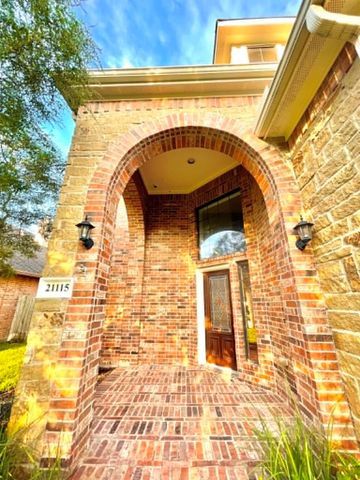 21115 Knight Quest Drive, Tomball, TX 77375