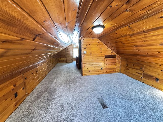 309 E Oak Grove Avenue, Parchment, MI 49004