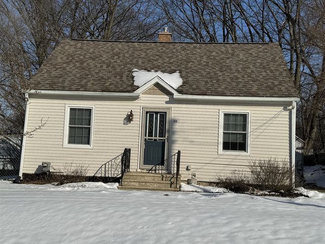 309 E Oak Grove Avenue, Parchment, MI 49004