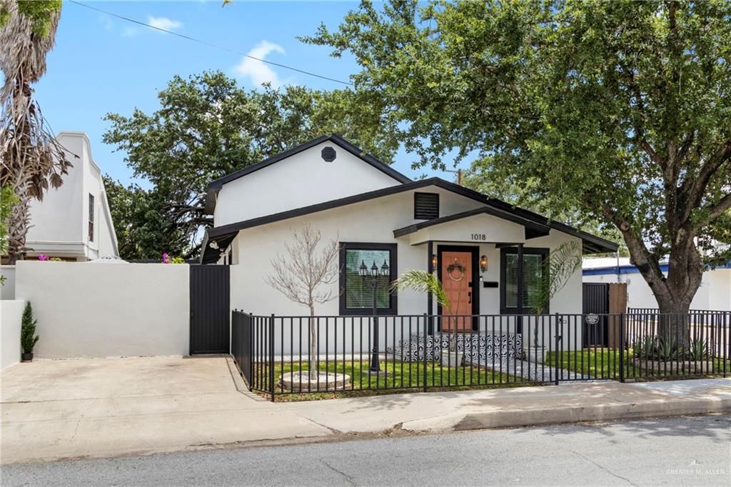 1018 Ebony Avenue, Mcallen, TX 78501