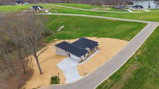 40 Waterfall Way, Somerset, KY 42503