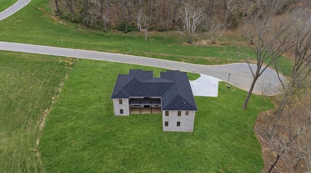 40 Waterfall Way, Somerset, KY 42503