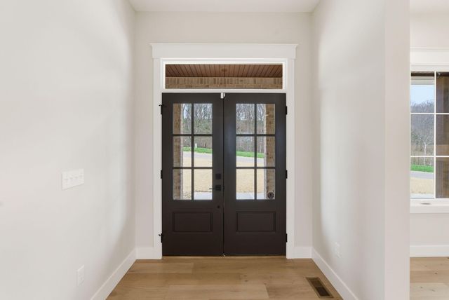 40 Waterfall Way, Somerset, KY 42503