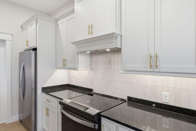 40 Waterfall Way, Somerset, KY 42503