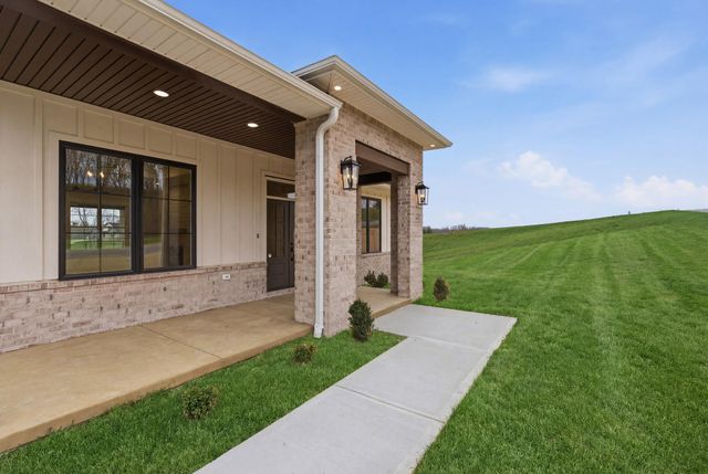 40 Waterfall Way, Somerset, KY 42503