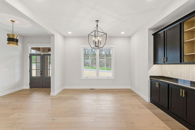 40 Waterfall Way, Somerset, KY 42503