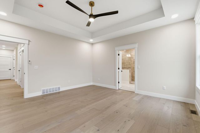 40 Waterfall Way, Somerset, KY 42503