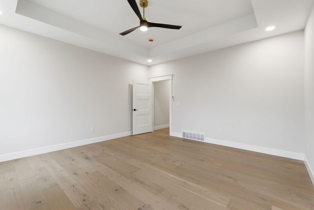 40 Waterfall Way, Somerset, KY 42503