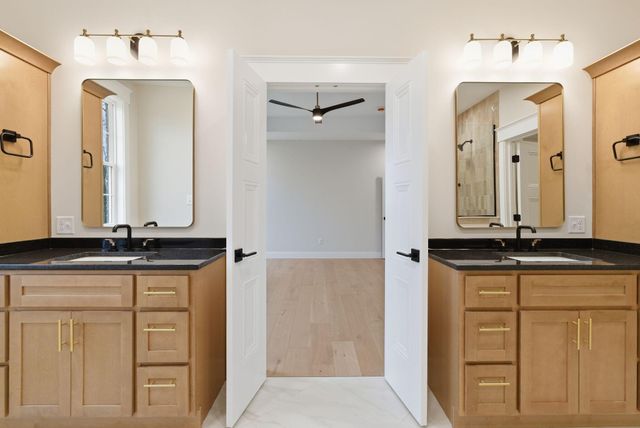 40 Waterfall Way, Somerset, KY 42503