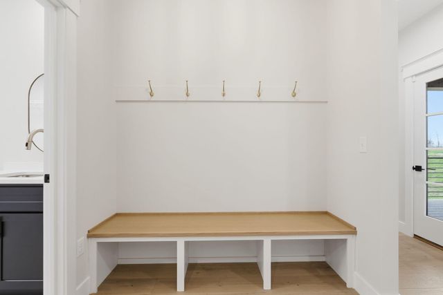 40 Waterfall Way, Somerset, KY 42503