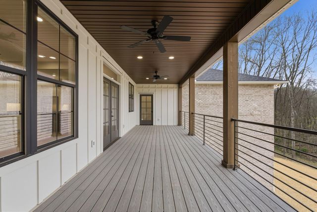 40 Waterfall Way, Somerset, KY 42503