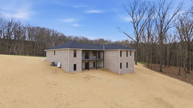 40 Waterfall Way, Somerset, KY 42503