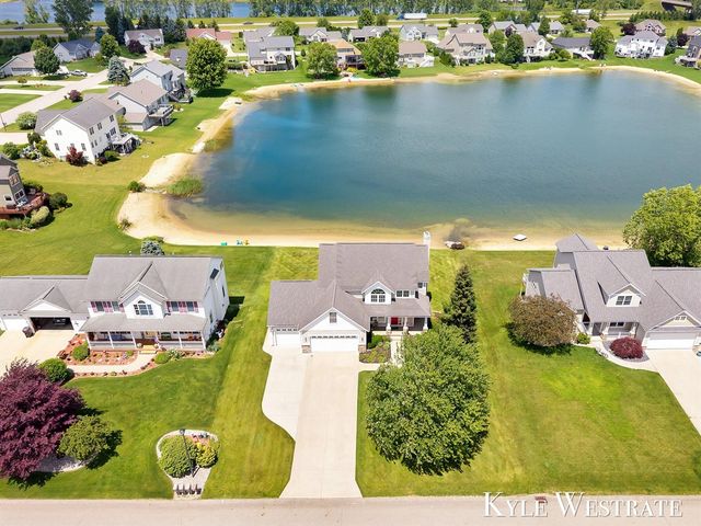 8907 Mica Drive, Zeeland, MI 49464