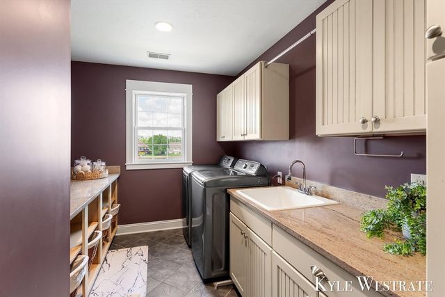 8907 Mica Drive, Zeeland, MI 49464