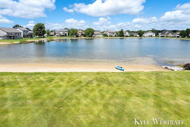 8907 Mica Drive, Zeeland, MI 49464