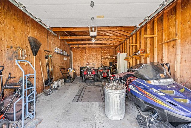 706 N HAWTHORNE DRIVE, Appleton, WI 54915