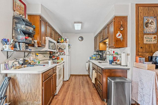 706 N HAWTHORNE DRIVE, Appleton, WI 54915