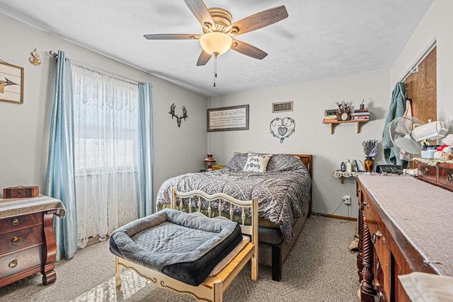 706 N HAWTHORNE DRIVE, Appleton, WI 54915