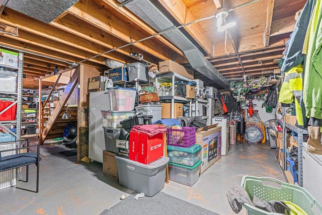 706 N HAWTHORNE DRIVE, Appleton, WI 54915