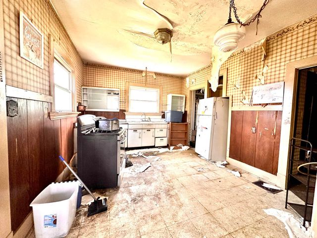507 High Street, Shoals, IN 47581