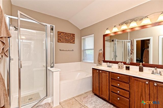 18608 Royal Pointe Drive, Pflugerville, TX 78660