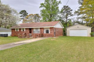 2261 Clairmont Circle, Snellville, GA 30078