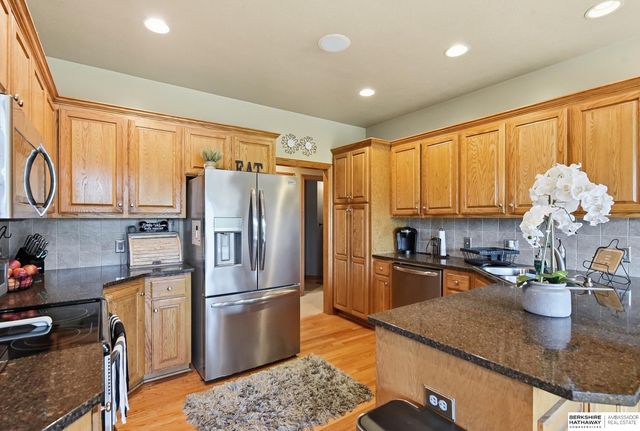 3904 S 184 Avenue, Omaha, NE 68130