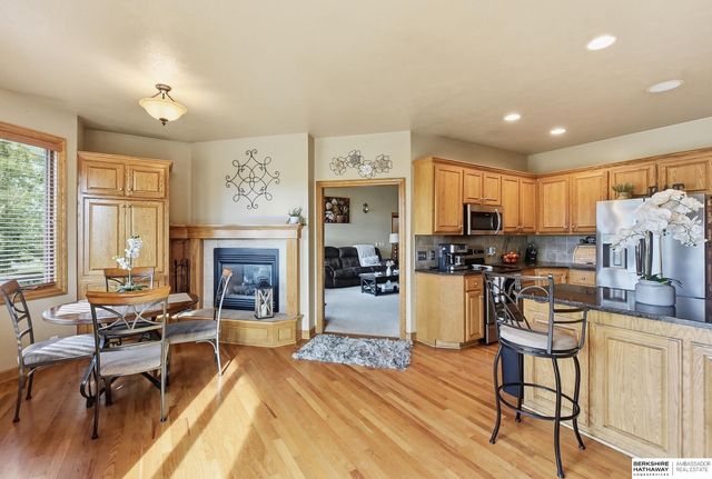 3904 S 184 Avenue, Omaha, NE 68130