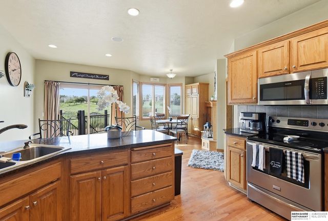 3904 S 184 Avenue, Omaha, NE 68130